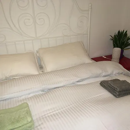 Old Town Bed & Breakfast